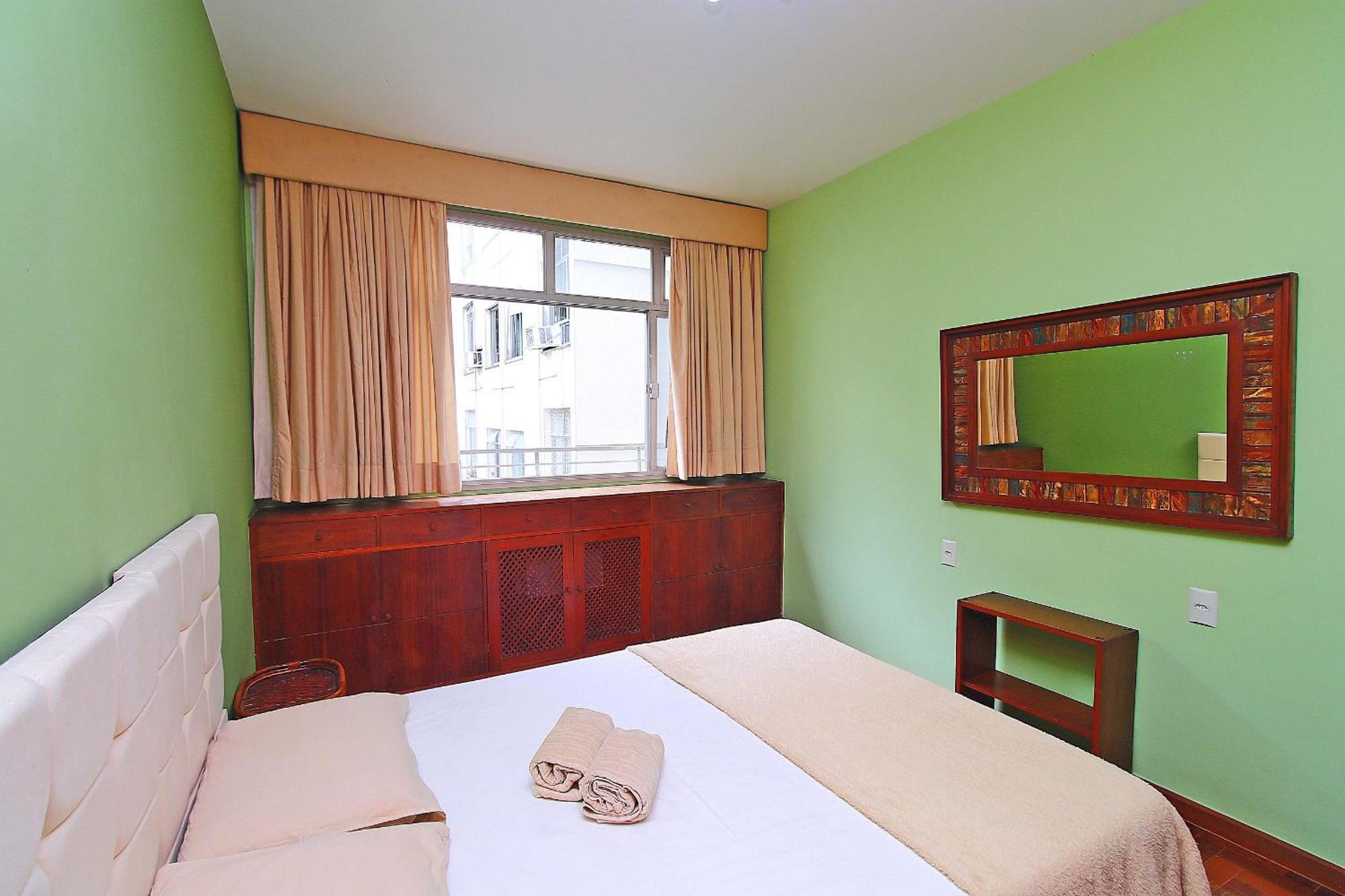 Apartamento Silencioso Para 6 Pessoas, 2 Quadras Da Praia, Proximo A Bares, Restaurantes E Metro Río de Janeiro Exterior foto